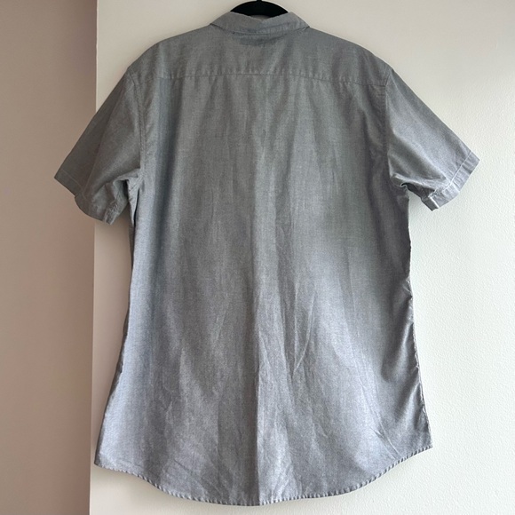 Men’s Button Down - Picture 3 of 3